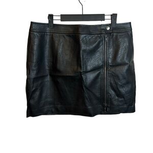 FREE PRESS FAUX LEATHER MINI SKIRT